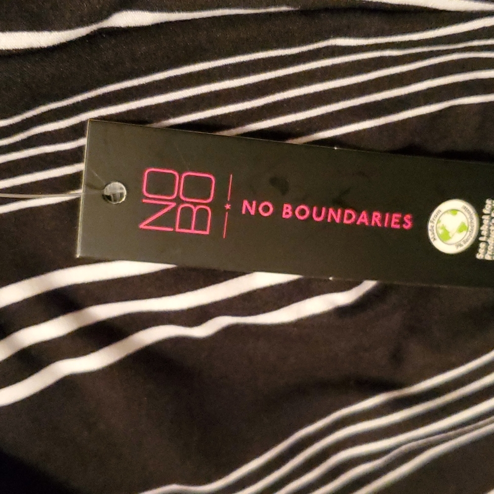 NWT No Boundaries Ladies Stretch Pants. Set of 2 - Picture 7 of 10